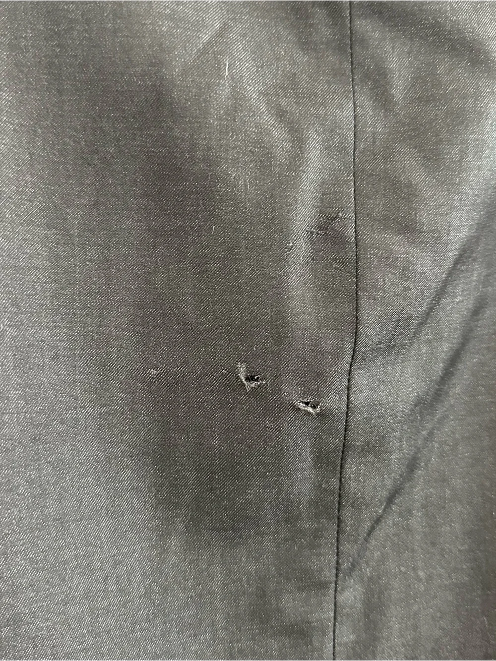 HUGO Black Single-Breasted Blazer with Red Pocket Square Size: 42R